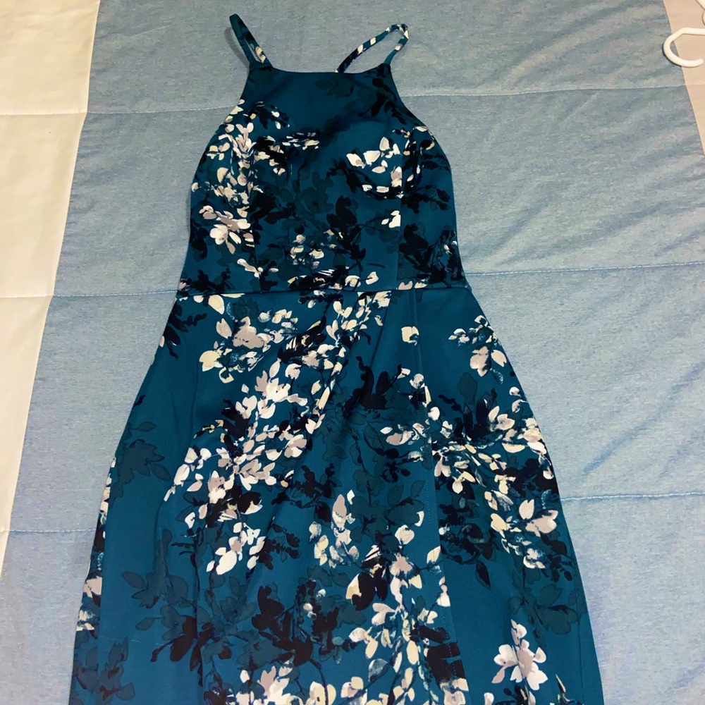 Homecoming dress/medium tight fit